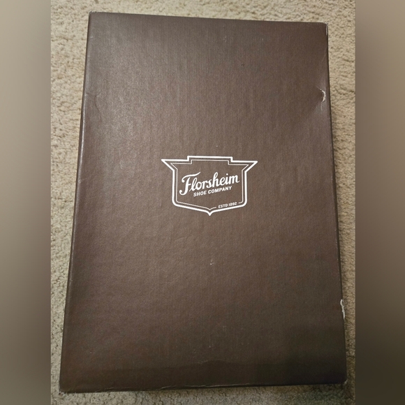 NWT Florsheim Boot, Black Cherry, Essex Moc Toe Zipper - Picture 2 of 6